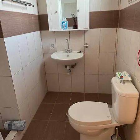 Zografos 2 *